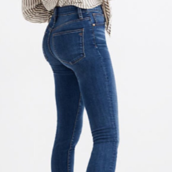 MADEWELL | Petite Curvy High-Rise Skinny Jeans - Picture 2 of 10